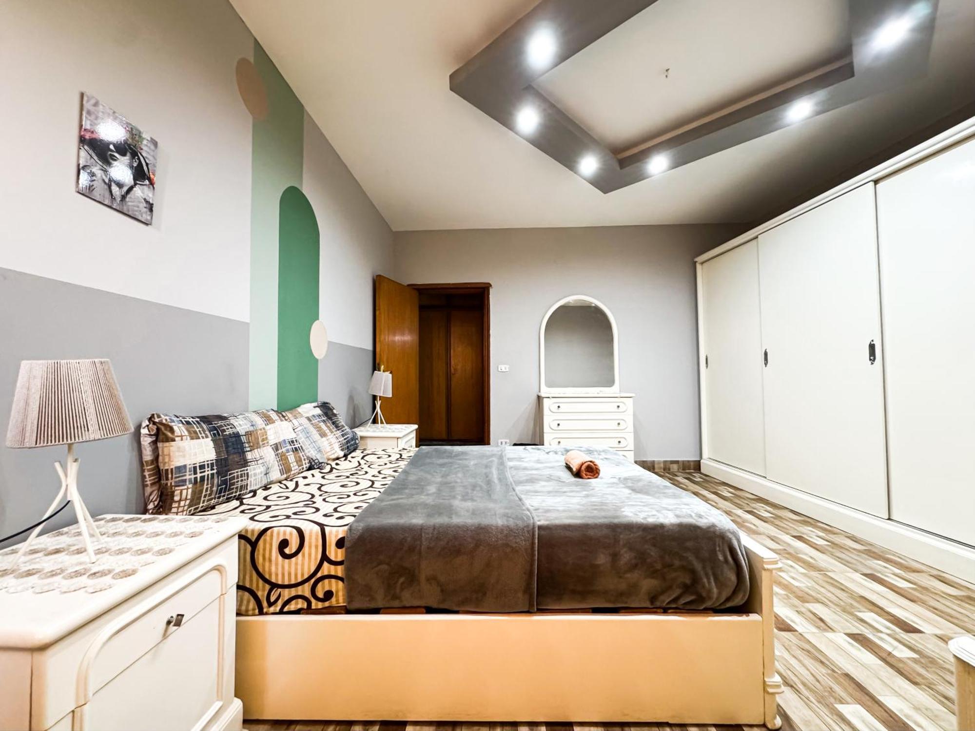 Appartement 2br On Maadi Nile Corniche Cozy 4beds *